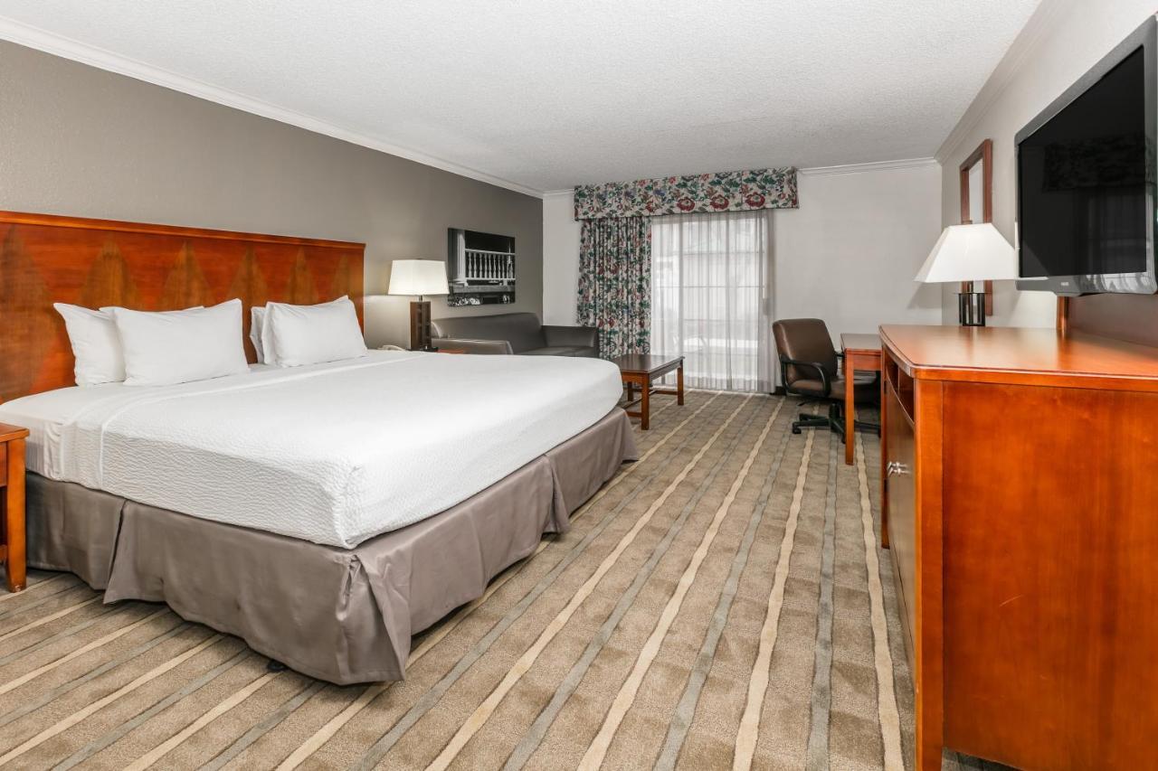 Richmond Inn & Suites Baton Rouge Exteriér fotografie
